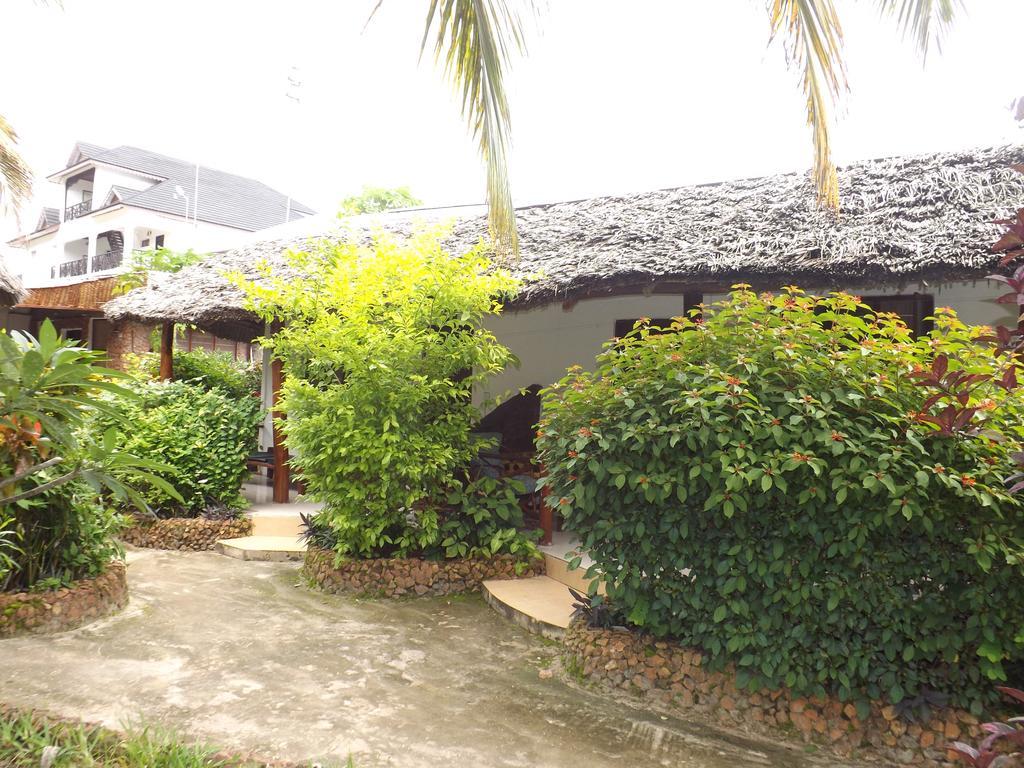 Baraka Beach Bungalows Nungwi Exterior photo